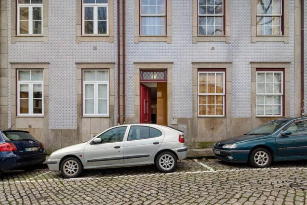 Apartamento Praca - Vistas Sobre A Cidade ポルト エクステリア 写真